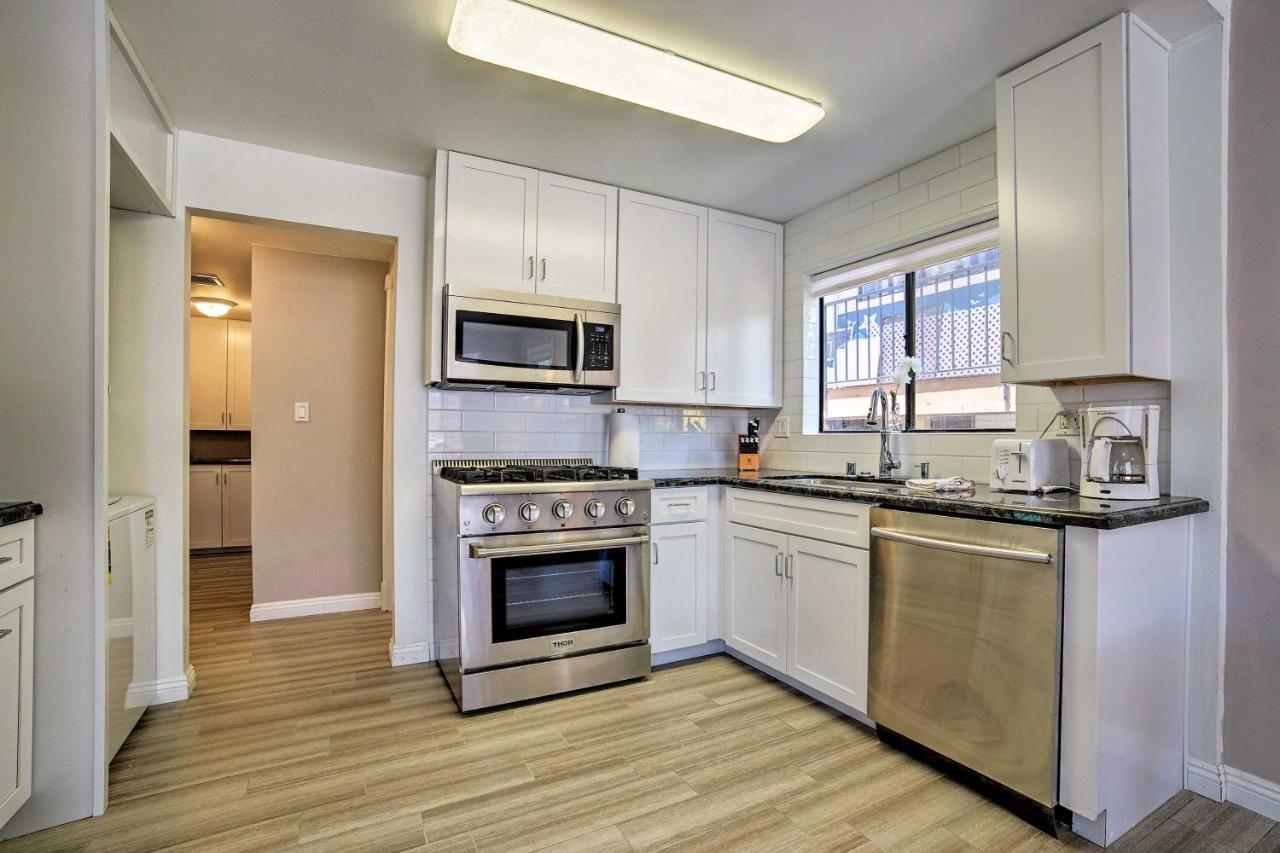 Updated Home On Catalina Island Walk To The Coast Avalon Exterior photo