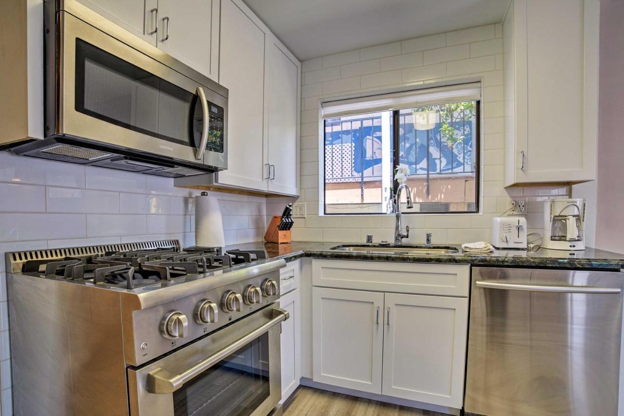 Updated Home On Catalina Island Walk To The Coast Avalon Exterior photo